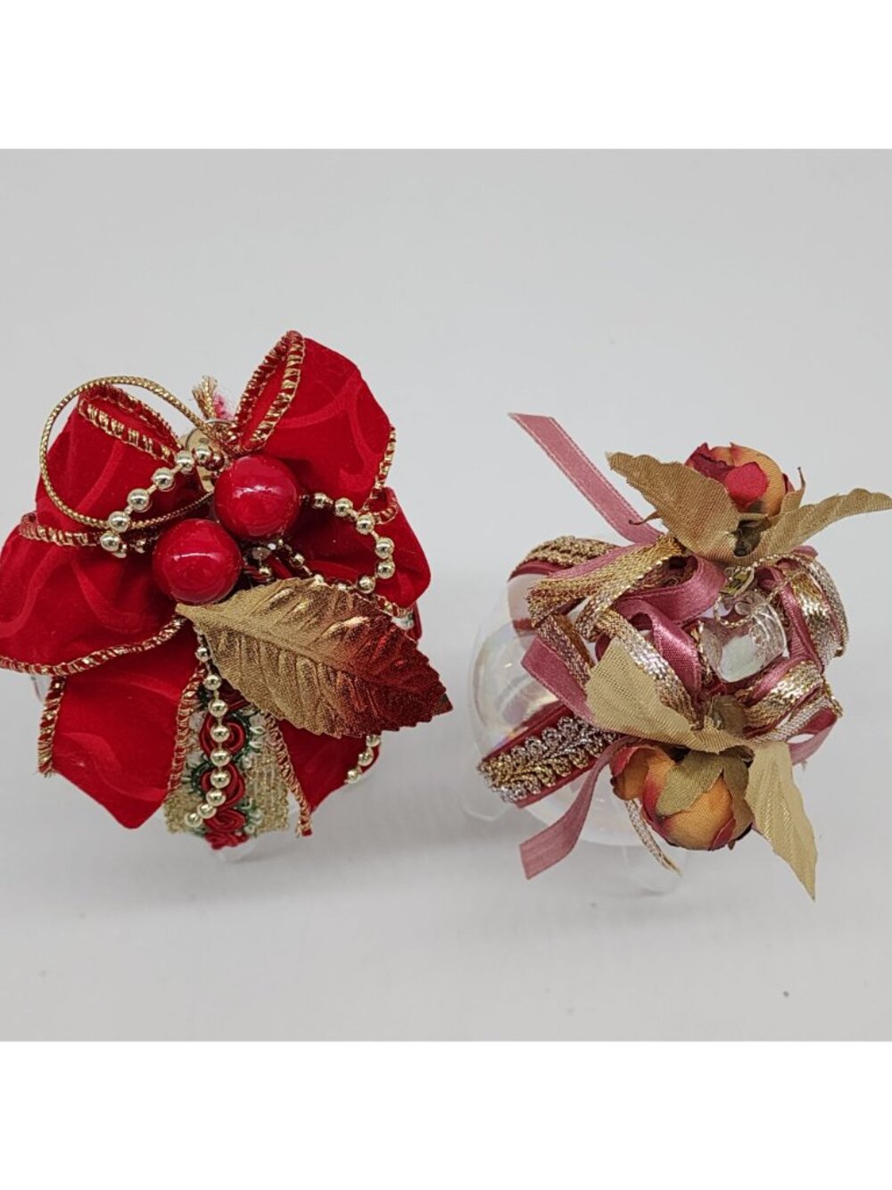 Glass Christmas Ornaments Red & Gold Ribbon Roses Berries Leaves Vintage 3" - Picture 7 of 8
